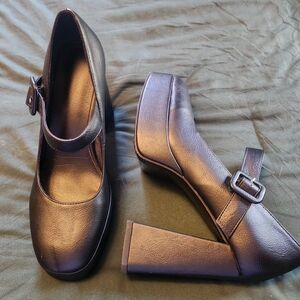 Elegant Black Mary Jane Heels